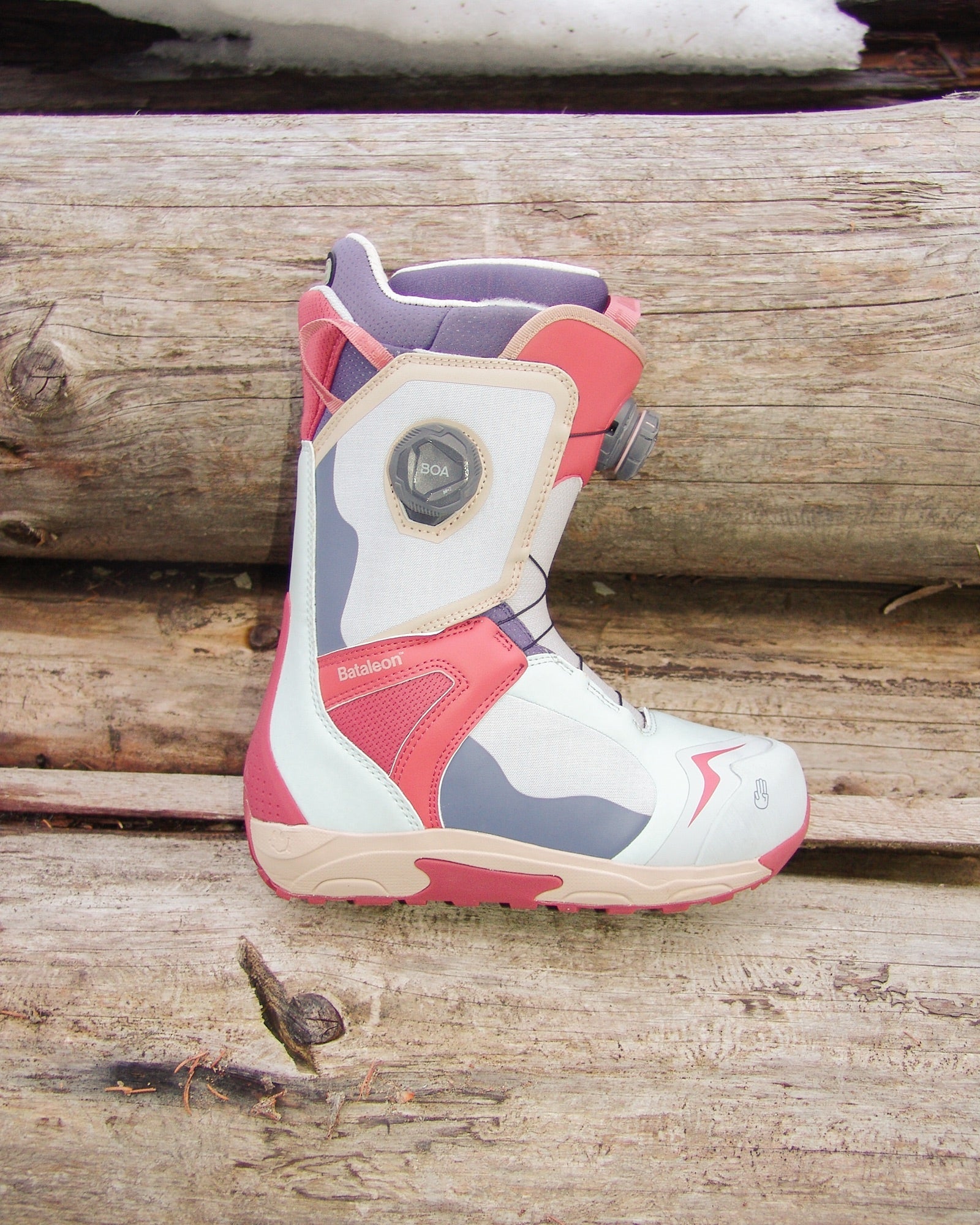 color-dune Boots - Rave Women's Snowboard Boots - Bataleon US