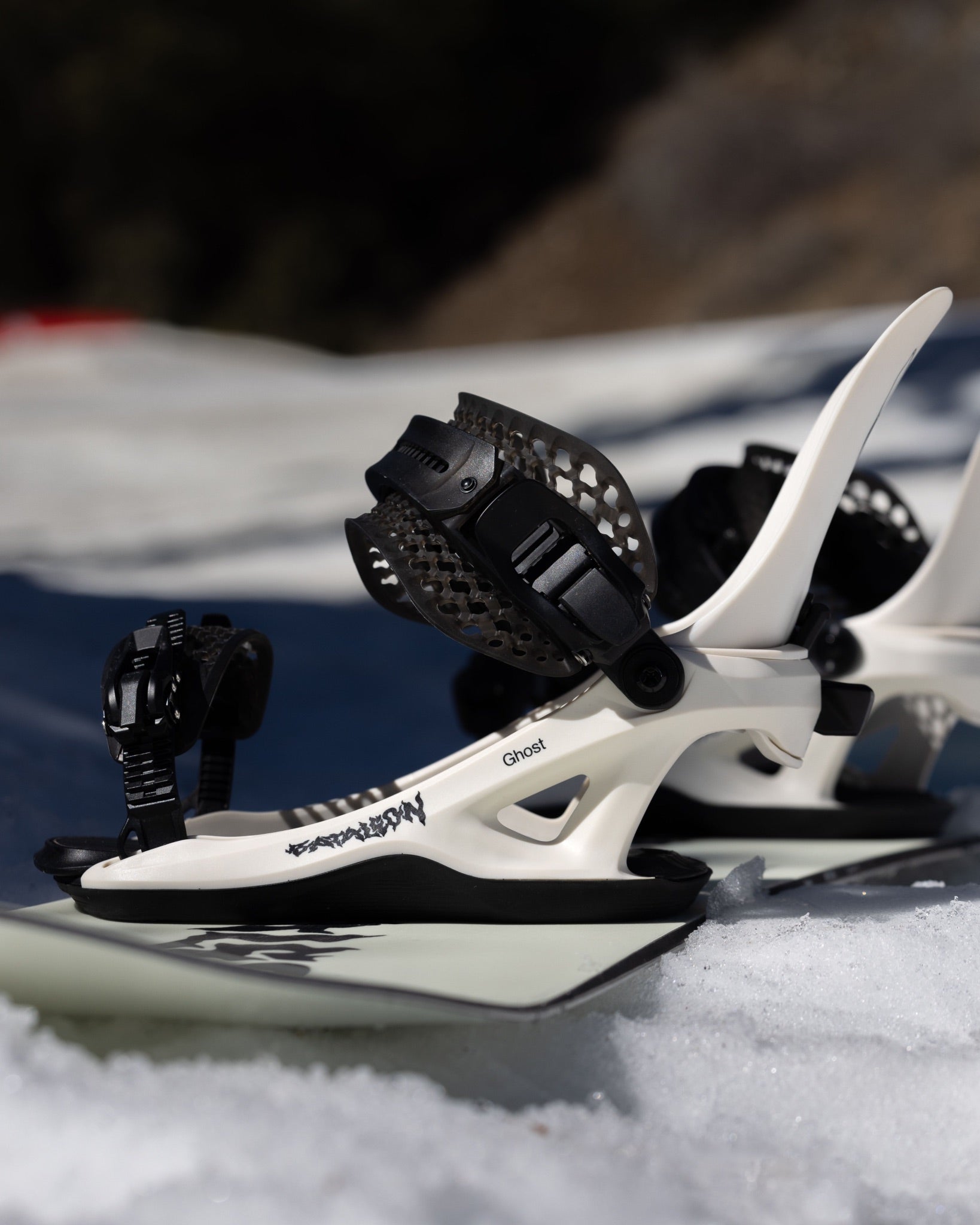 Bindings - Men's Ghost FASE® Snowboard Bindings - Bataleon US