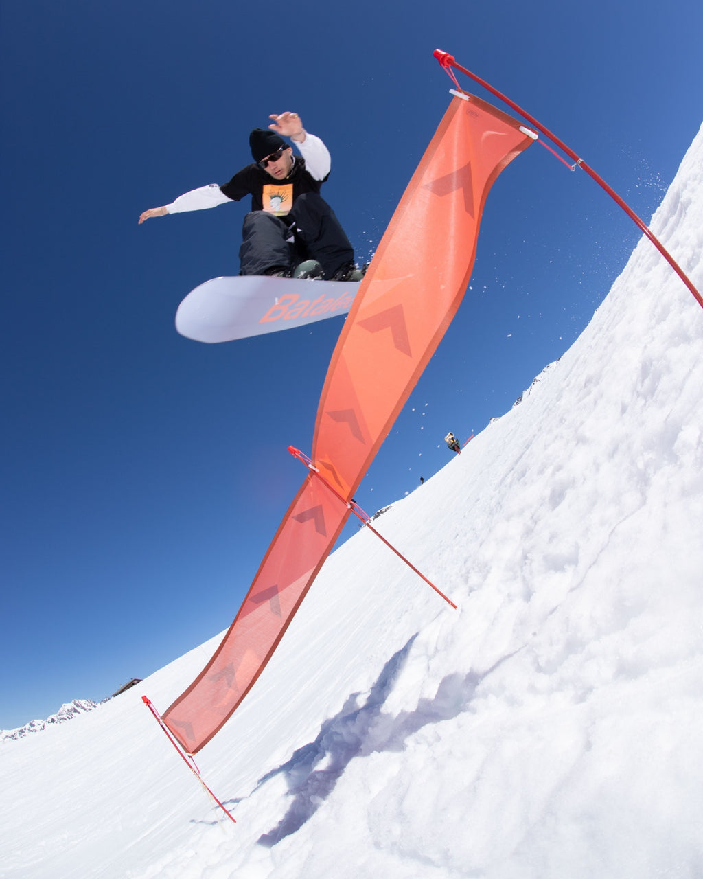 Riding Devices : Snowboards - Whatever Men's Snowboard - Bataleon US