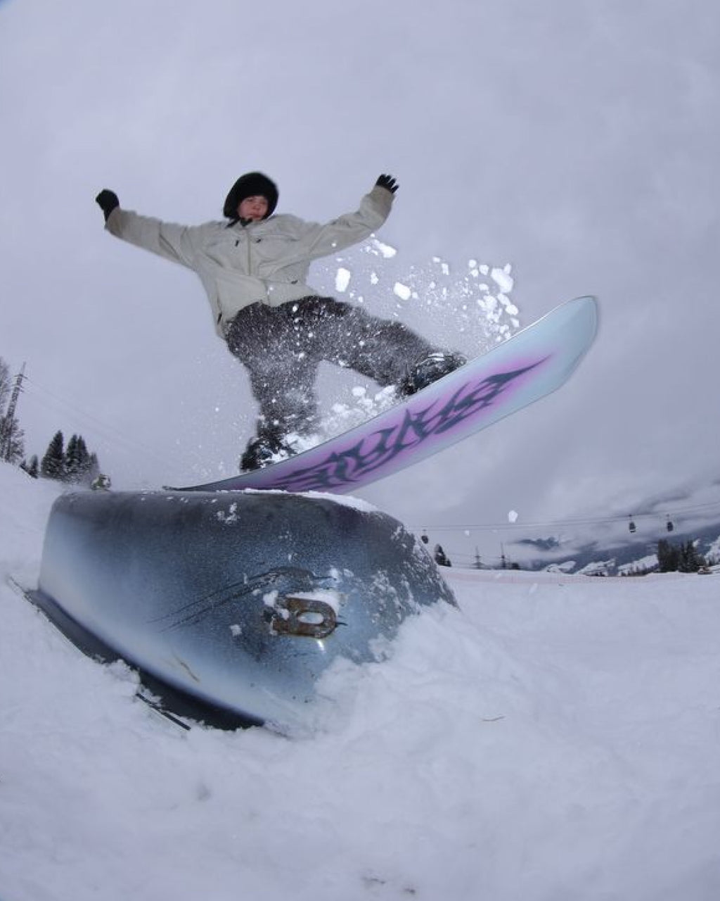 Riding Devices : Snowboards - Women's Stereo Snowboard - Bataleon US