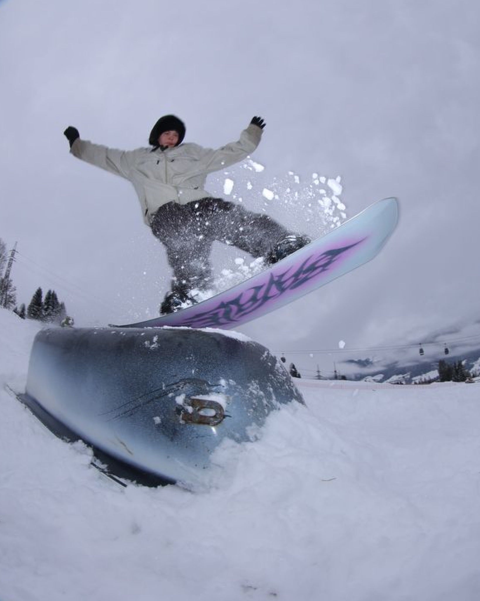 Riding Devices : Snowboards - Women's Stereo Snowboard - Bataleon US